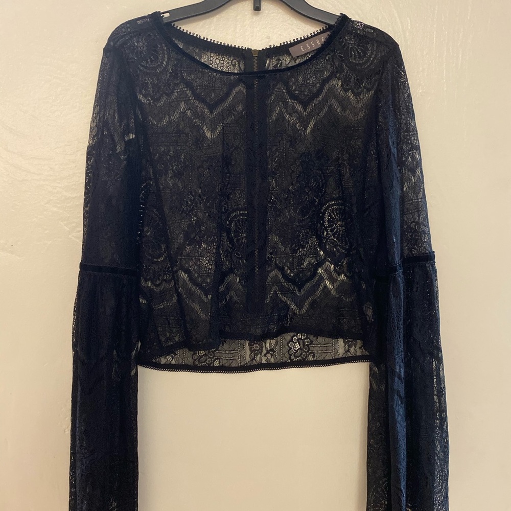 black top - Picture 2 of 4